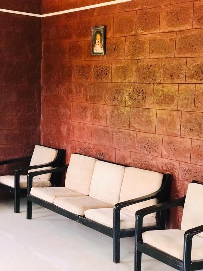 Rohan Homestay By Traviget Hospitality, Dapoli-Konkan Harnai Eksteriør billede