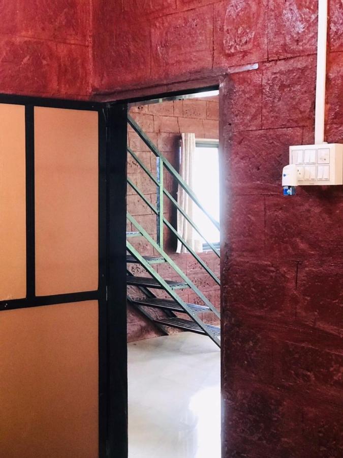 Rohan Homestay By Traviget Hospitality, Dapoli-Konkan Harnai Eksteriør billede